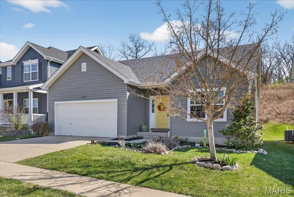 $469,400 | 952 Meramec Grove Drive, Ballwin, MO 63021