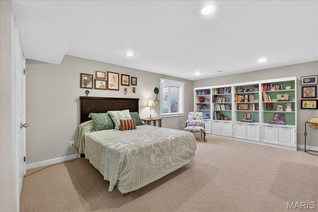 952 Meramec Grove Drive Ballwin, MO 63021 - Photo 33 of 43