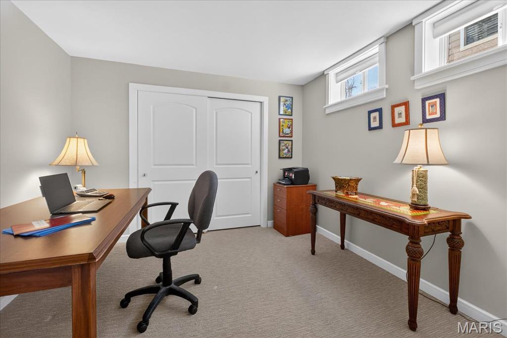 952 Meramec Grove Drive Ballwin, MO 63021 - Photo 37 of 43