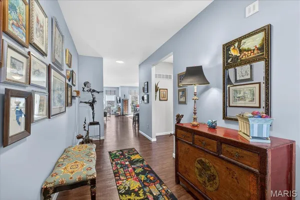 $469,400 | 952 Meramec Grove Drive, Ballwin, MO 63021