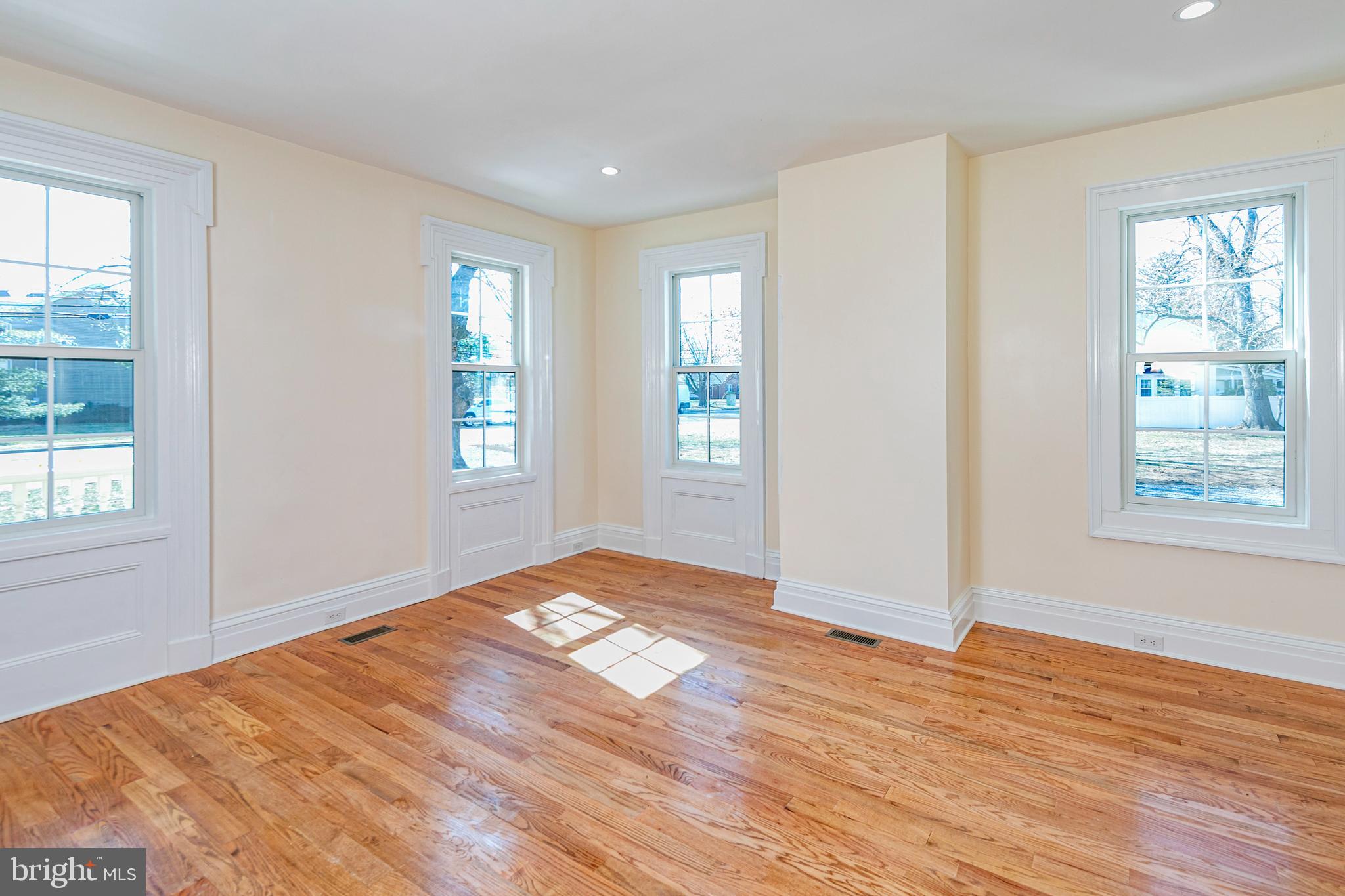 784 Ridge Road Monmouth Junction, NJ 08852 - Photo 13 of 41