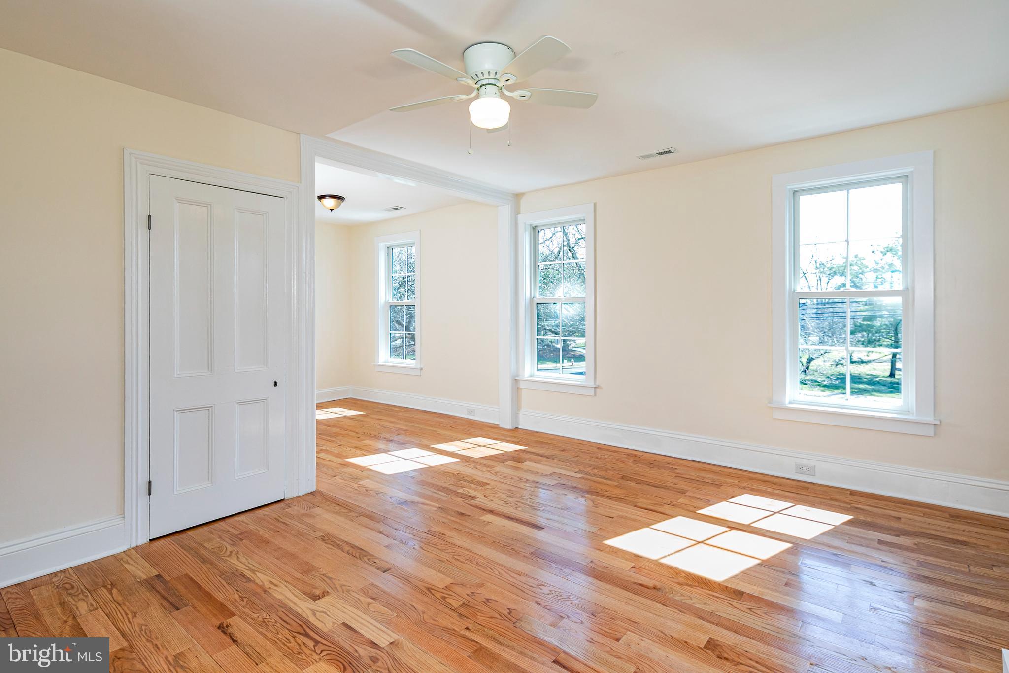 784 Ridge Road Monmouth Junction, NJ 08852 - Photo 27 of 41