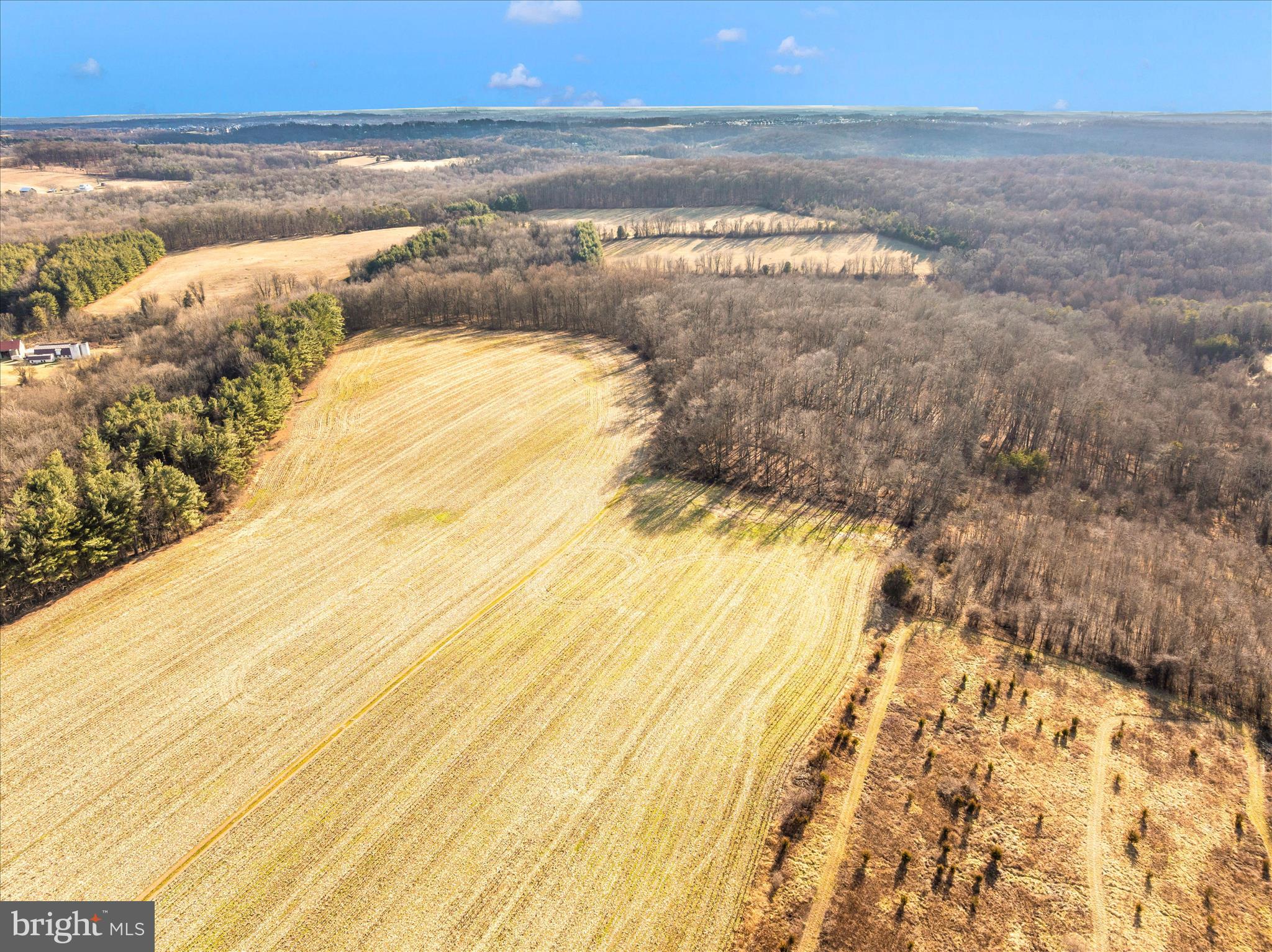 12420 Prices Distillery Road Damascus, MD 20872 - Photo 13 of 31 a view of an ocean and a beach