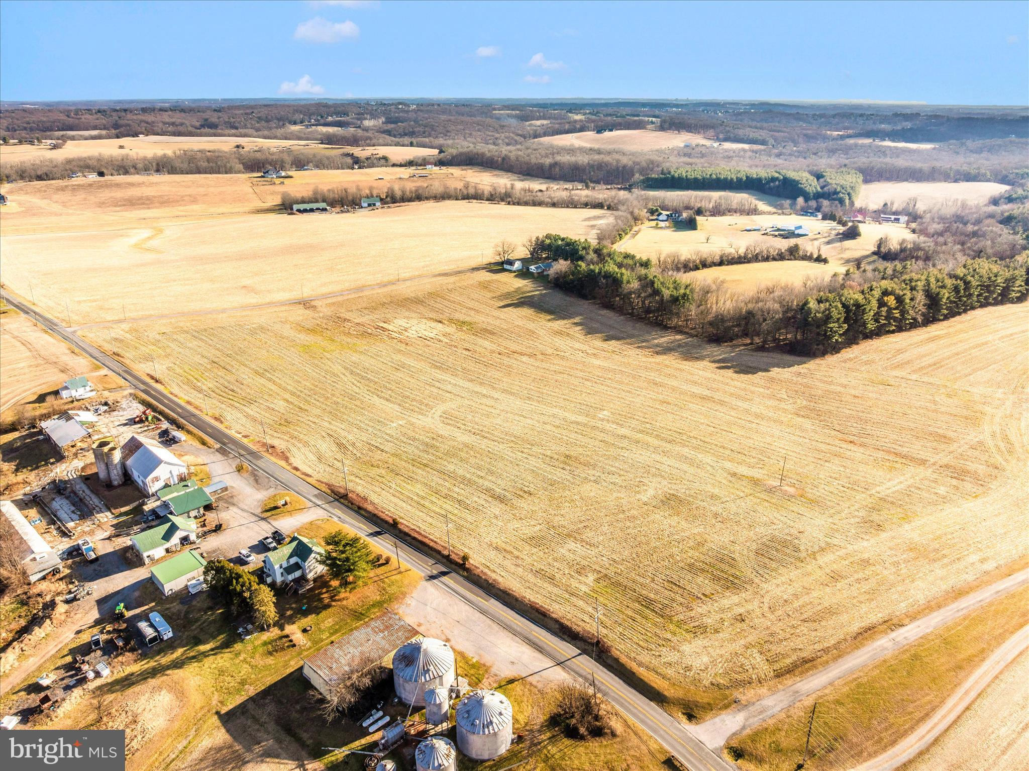 12420 Prices Distillery Road Damascus, MD 20872 - Photo 6 of 31 a view of an ocean and beach