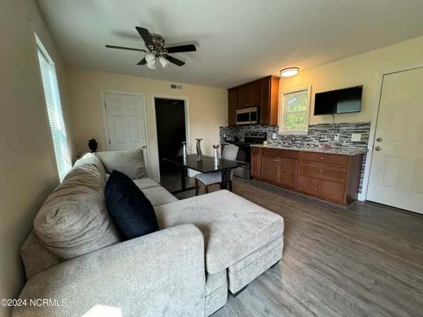 $1,550 | 2859 Little Kelly Road, Rocky Point, NC 28457
