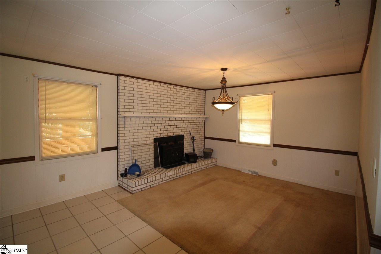 150 Sitton Shoals Road Seneca, SC 29678 - Photo 6 of 36 Gallery Image 6