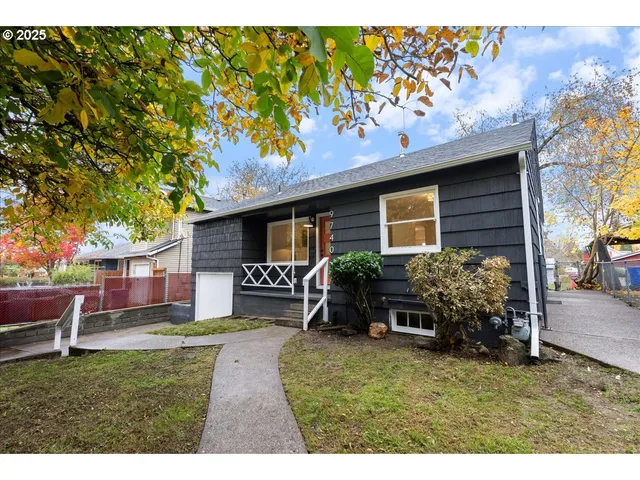 $535,000 | 9740 North Van Houten Avenue, Portland, OR 97203
