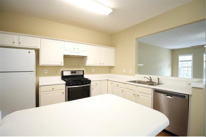 3915 Howell Park Road Duluth, GA 30096 - Photo 9 of 26