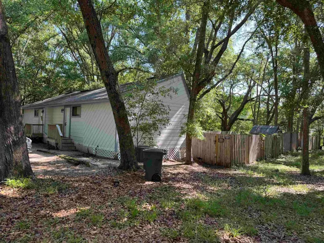 $185,000 | 3603-05 Shoreline Drive, Unit 5, Tallahassee, FL 32305