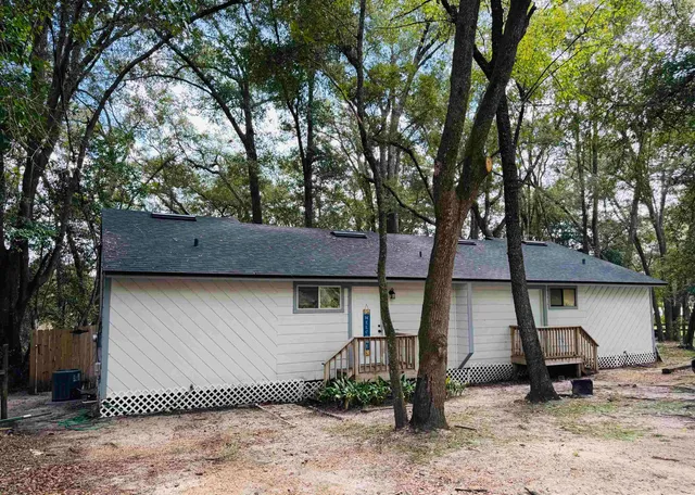 $185,000 | 3603-05 Shoreline Drive, Unit 5, Tallahassee, FL 32305