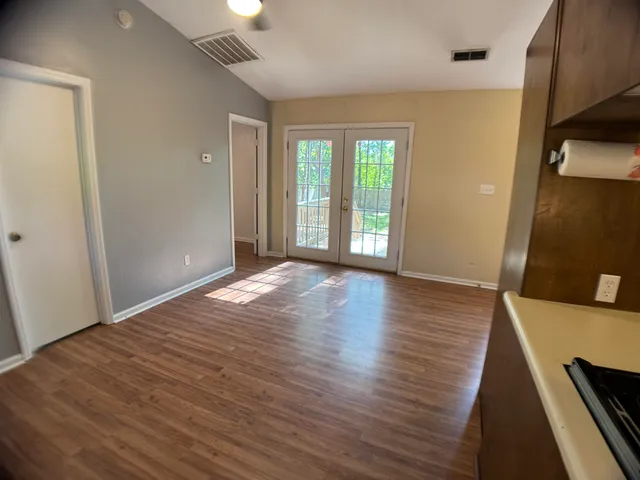 $185,000 | 3603-05 Shoreline Drive, Unit 5, Tallahassee, FL 32305