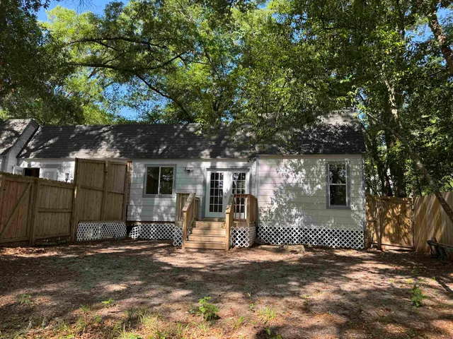 $185,000 | 3603-05 Shoreline Drive, Unit 5, Tallahassee, FL 32305