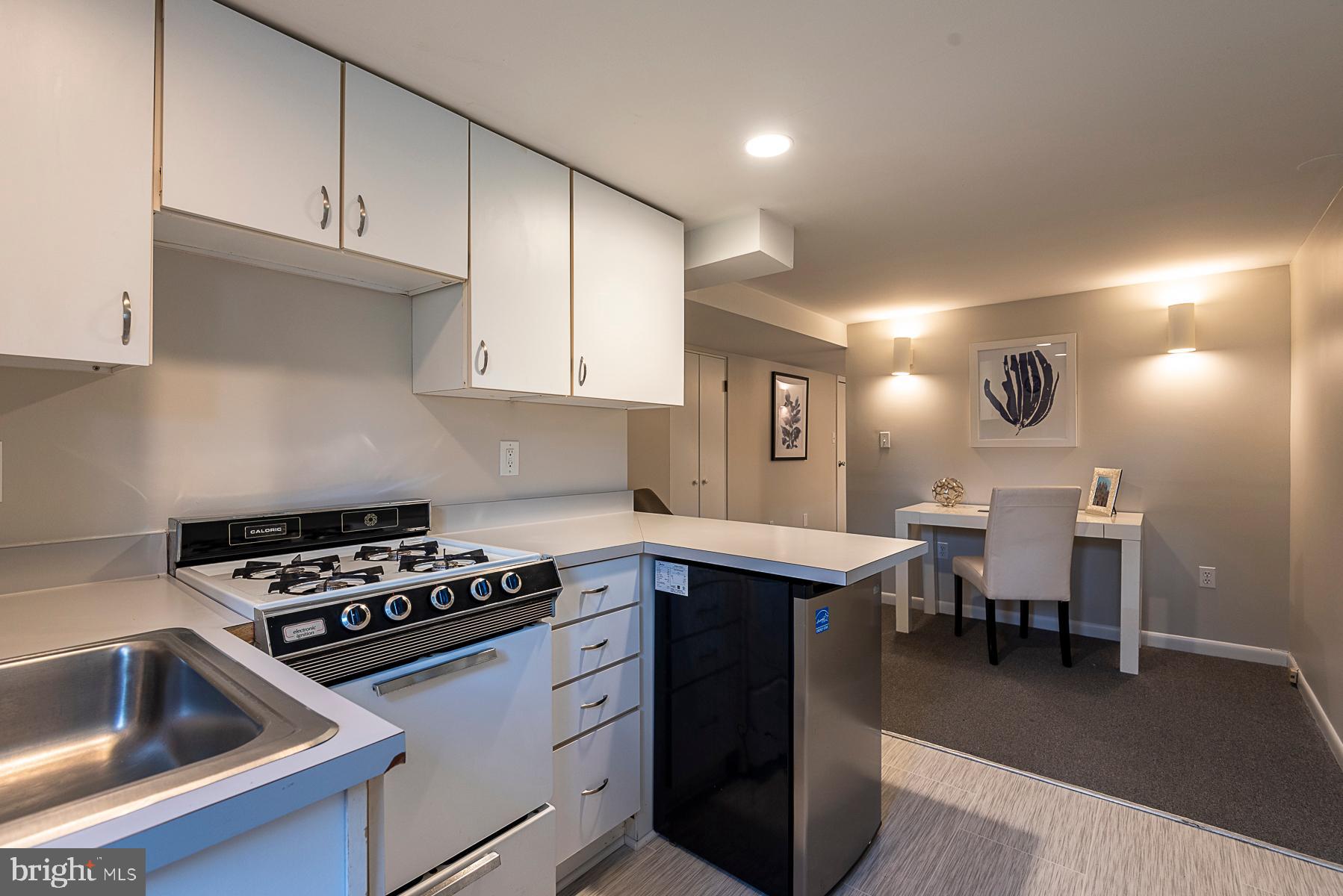 5304 Belt Road Northwest Washington, DC 20015 - Photo 20 of 27 Gallery Image 20