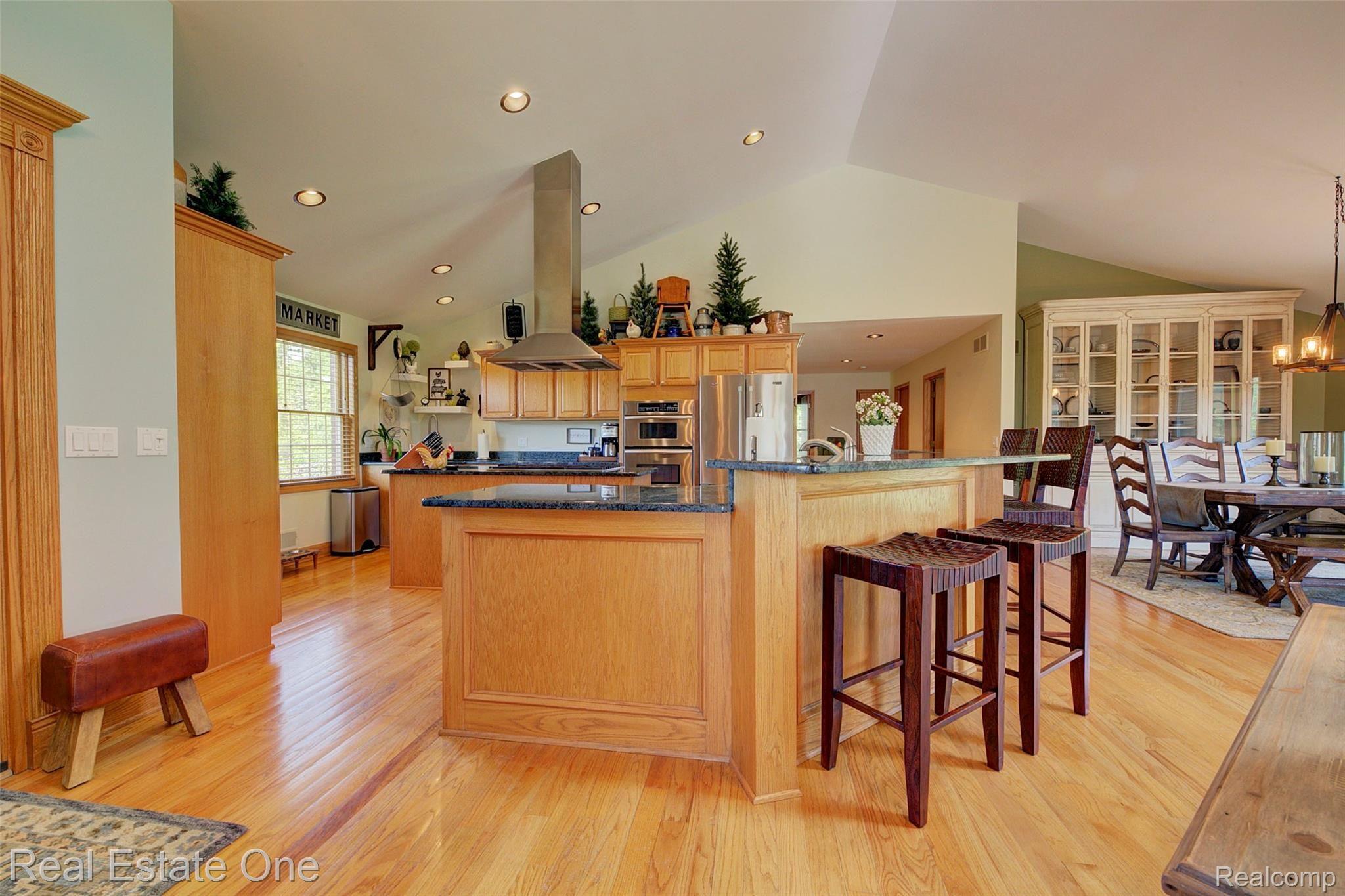 55001 Lee Road New Hudson, MI 48165 - Photo 18 of 51 Kitchen