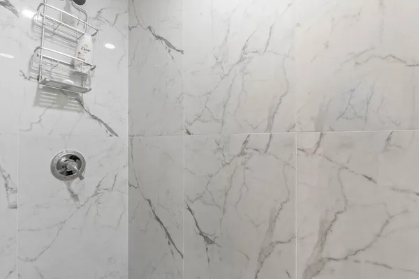 $5,300 | 2233 Dock Street, West Palm Beach, FL 33401