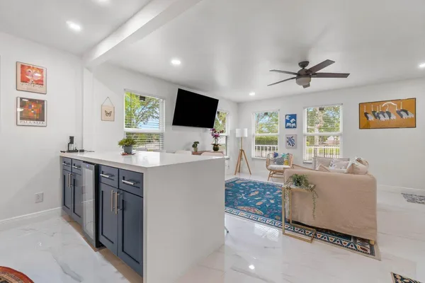 $5,300 | 2233 Dock Street, West Palm Beach, FL 33401