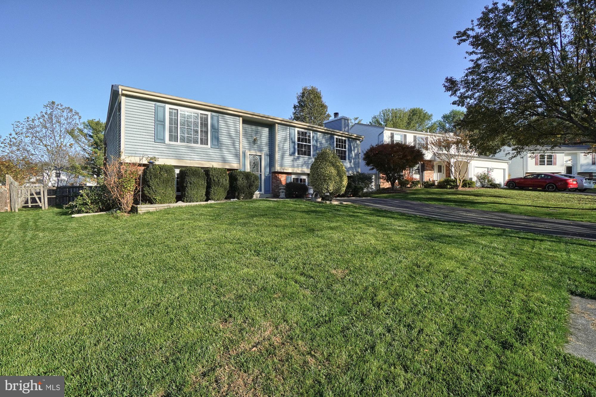 18907 Perrone Drive Germantown, MD 20874 - Photo 2 of 39