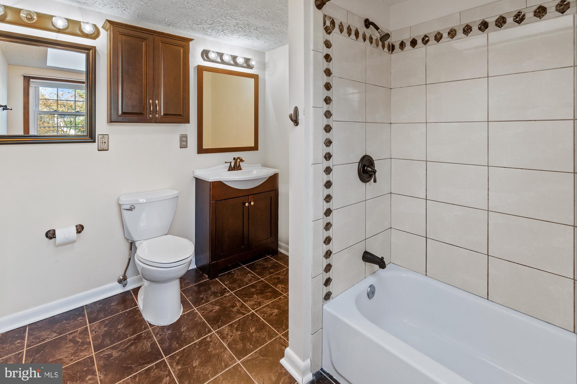 18907 Perrone Drive Germantown, MD 20874 - Photo 27 of 39