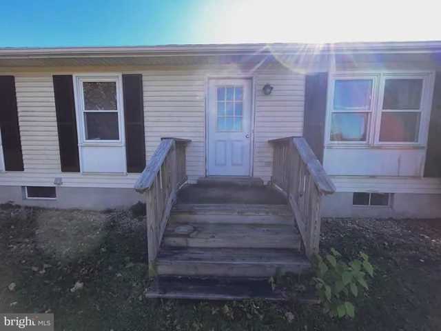 $157,900 | 306 Yeagley Road, Myerstown, PA 17067