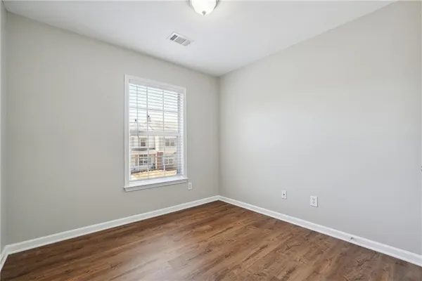 $2,000 | 920 Prestwyck Court, Alpharetta, GA 30004