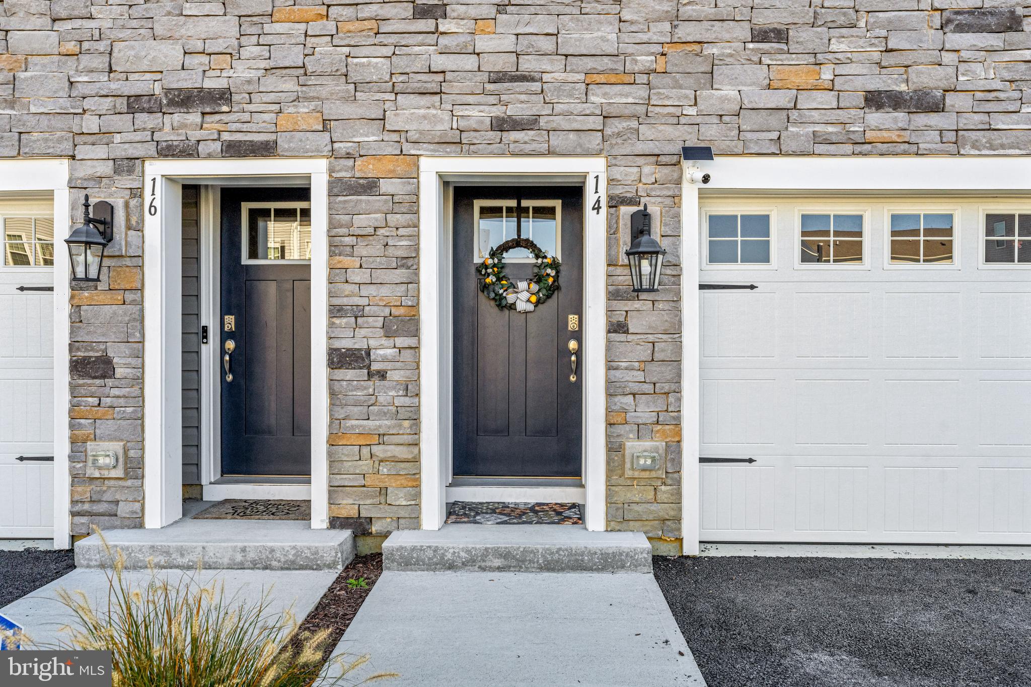 14 Cardinal Way Mount Mount Laurel, NJ 08054 - Photo 3 of 50 First Floor Entry