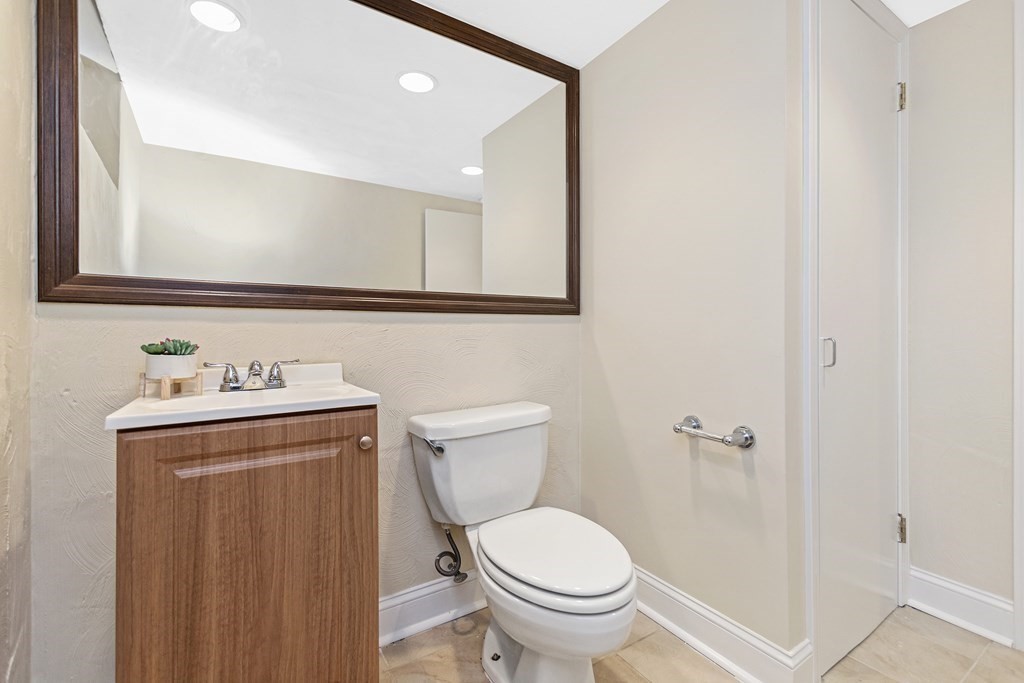 34 Sevland Road Newton, MA 02459 - Photo 28 of 40 Gallery Image 28