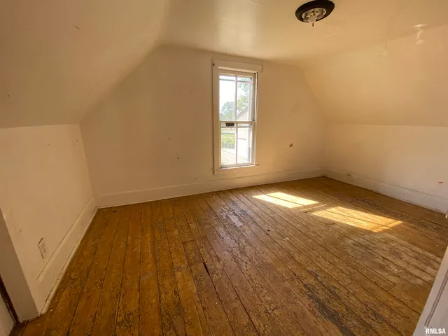 $44,900 | 324 West Spruce Street, Canton, IL 61520