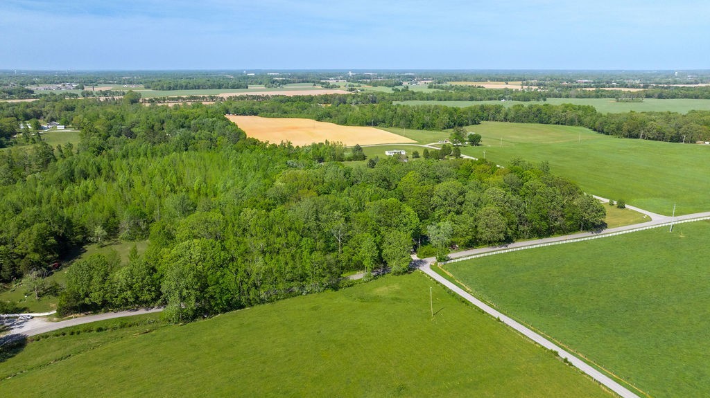 512 North Happy Hollow Road Portland, TN 37148 - Photo 2 of 4