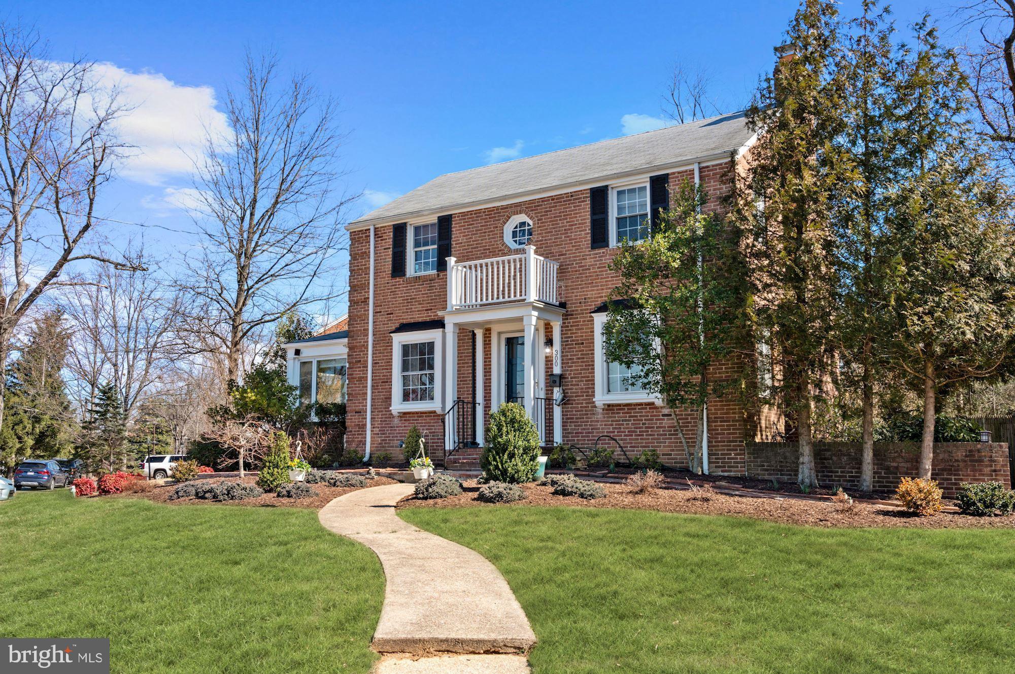 300 St Lawrence Drive Silver Spring, MD 20901 - Photo 1 of 43