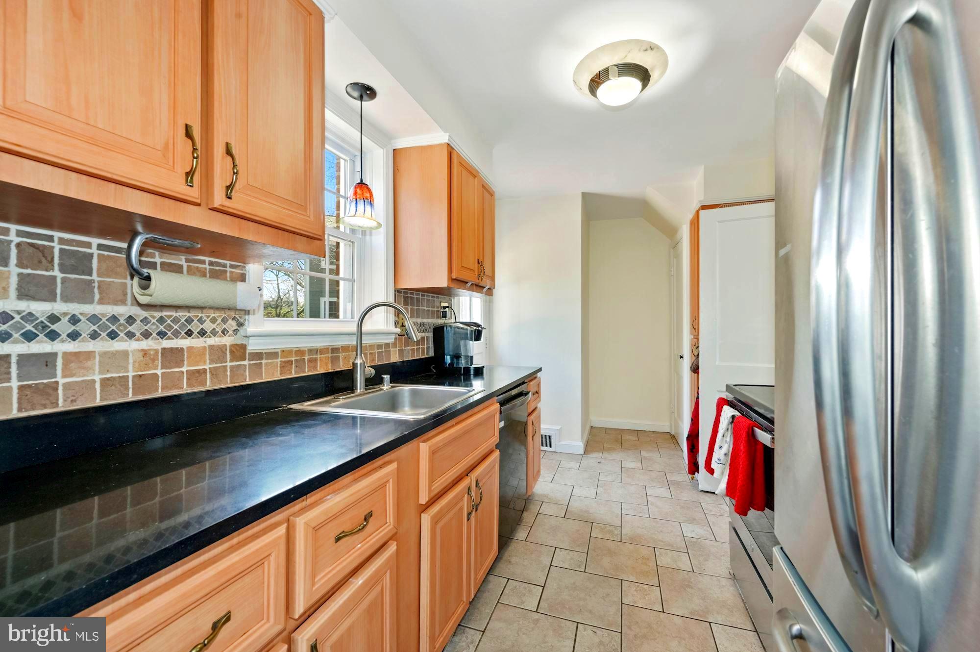 300 St Lawrence Drive Silver Spring, MD 20901 - Photo 15 of 43
