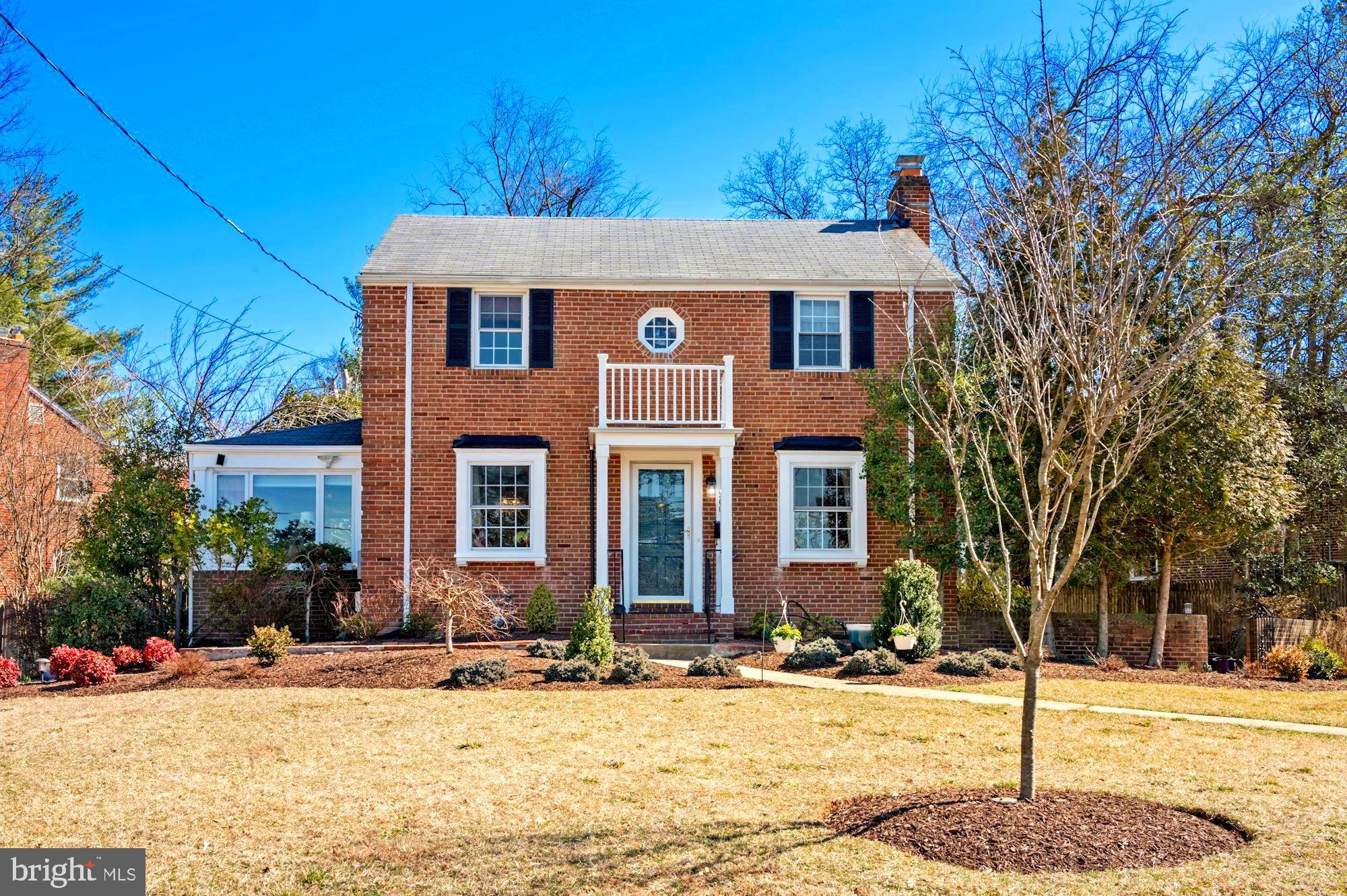 300 St Lawrence Drive Silver Spring, MD 20901 - Photo 3 of 43