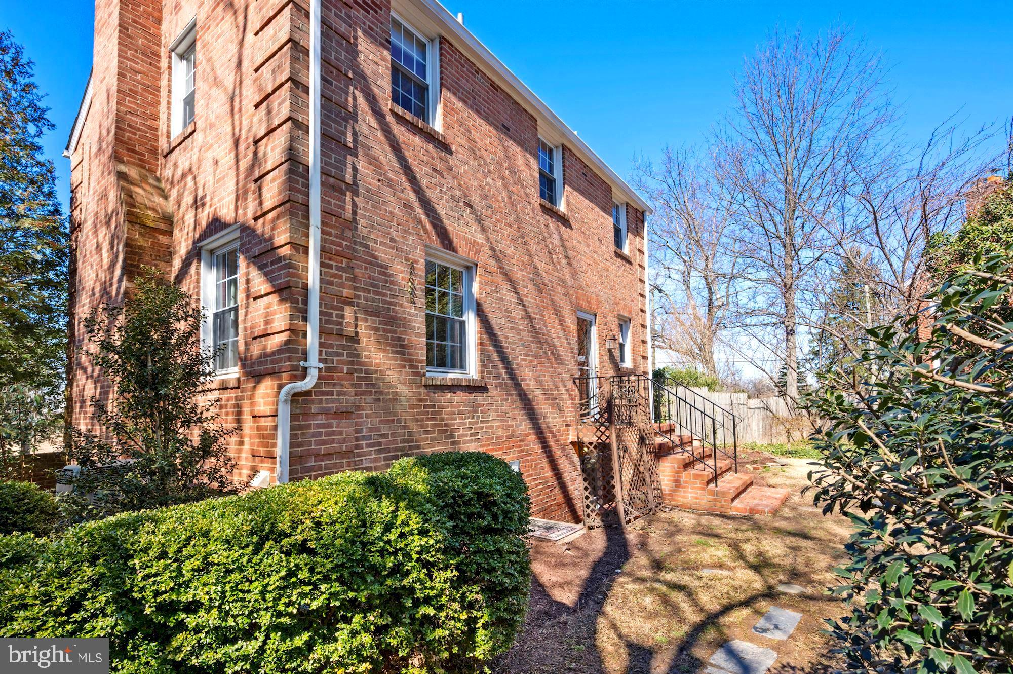 300 St Lawrence Drive Silver Spring, MD 20901 - Photo 32 of 43