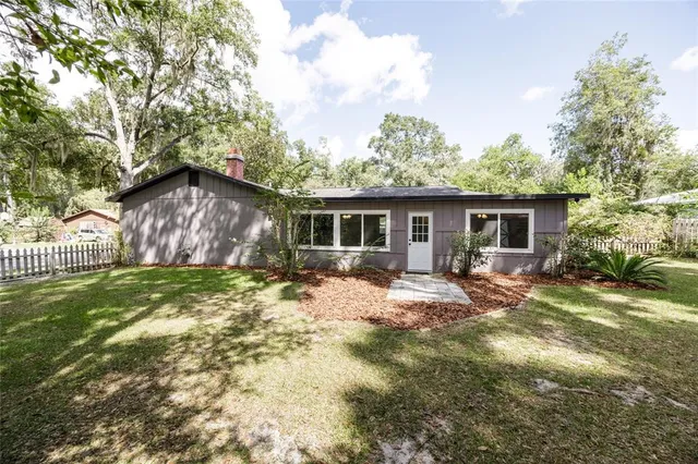 $299,900 | 8117 Southwest 55 Place, Gainesville, FL 32608