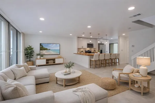$609,000 | 3905 Adra Avenue, Unit J46B, Doral, FL 33178