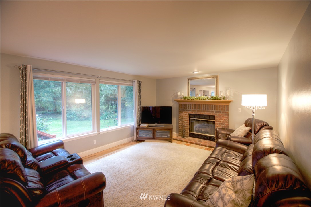 9646 Regency Loop Southeast Olympia, WA 98513 - Photo 10 of 25 Gallery Image 10