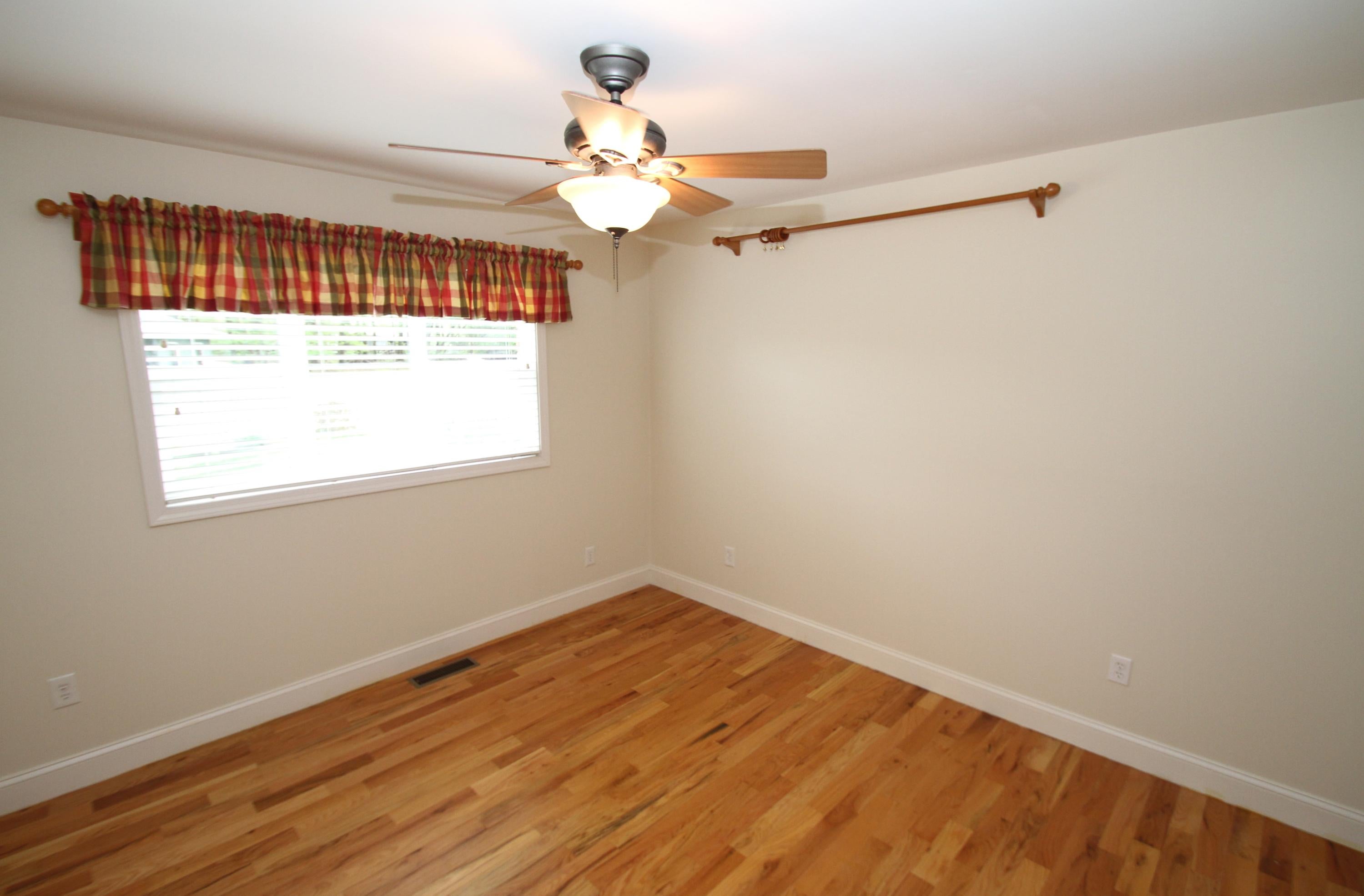 1334 Brush Road Lewisburg, WV 24901 - Photo 15 of 35 Gallery Image 15