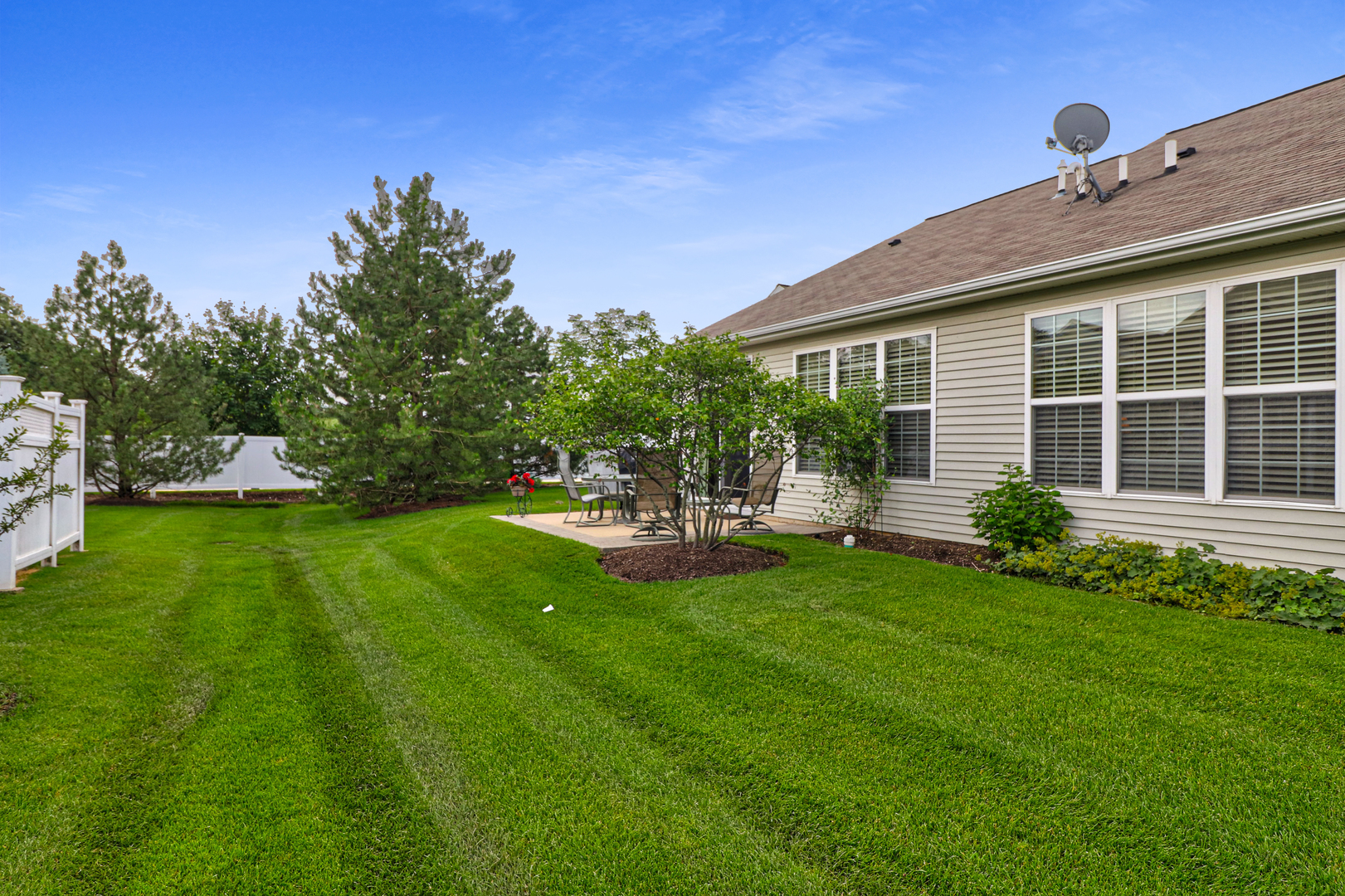 13551 Hemlock Road Huntley, IL 60142 - Photo 4 of 24