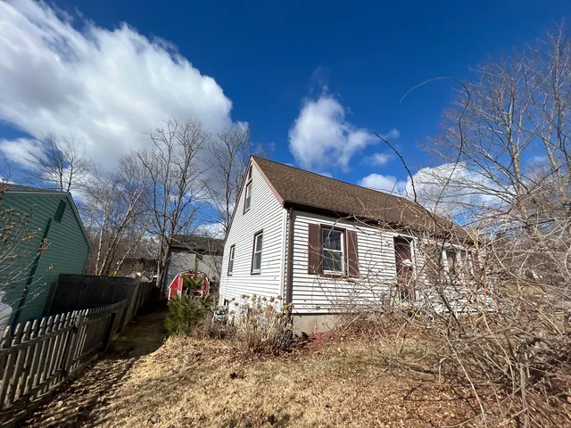 $269,500 | 27 Club Lane, Plymouth, CT 06786