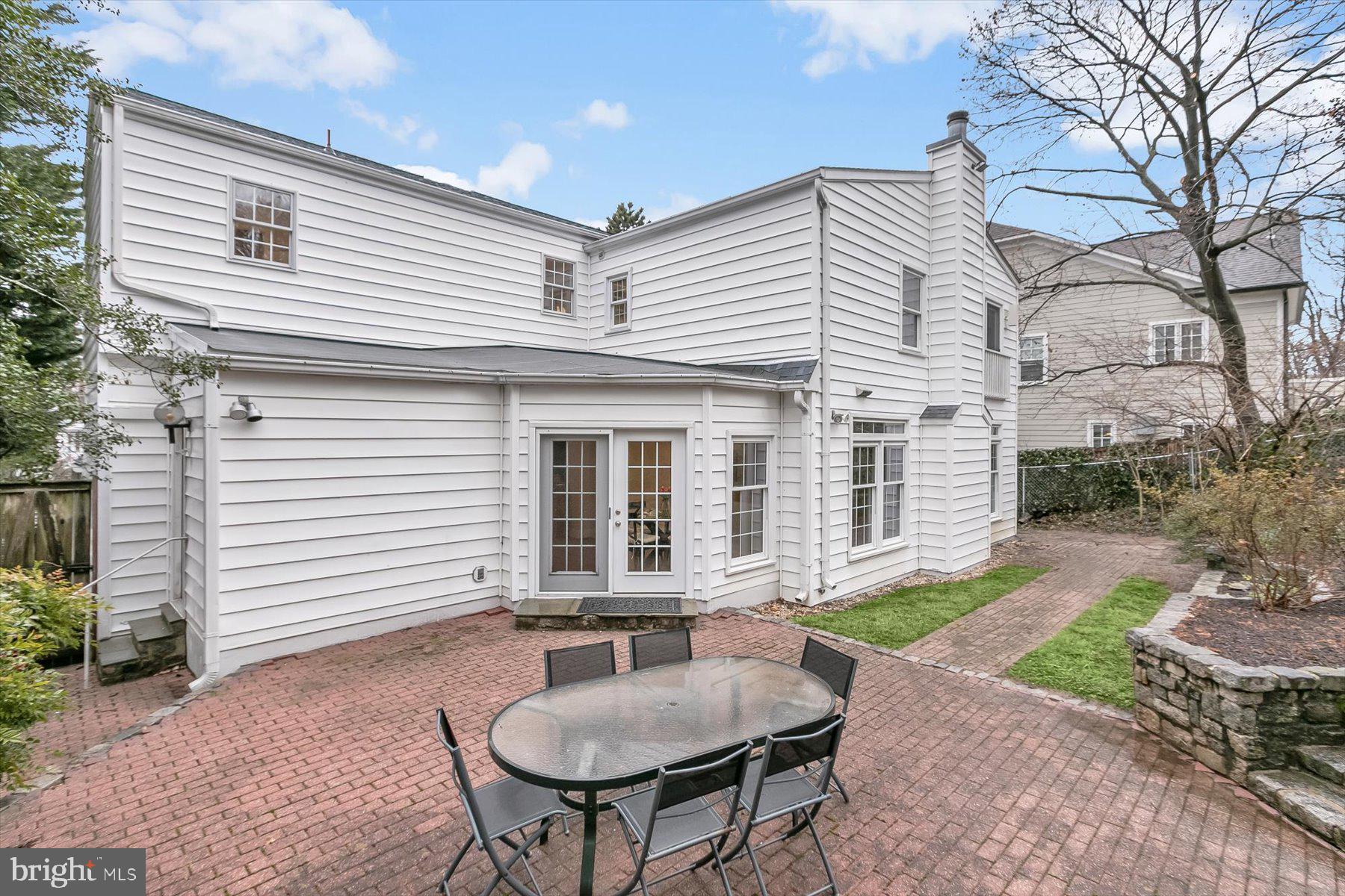 6011 Walhonding Road Bethesda, MD 20816 - Photo 46 of 51 Patio