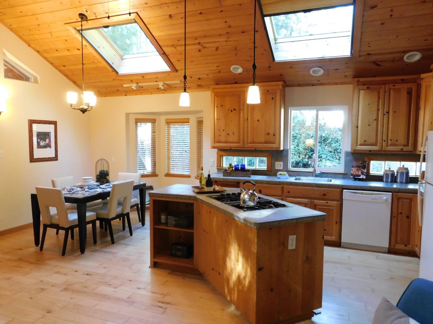 286 Glengarry Road Felton, CA 95018 - Photo 8 of 17 Gallery Image 8