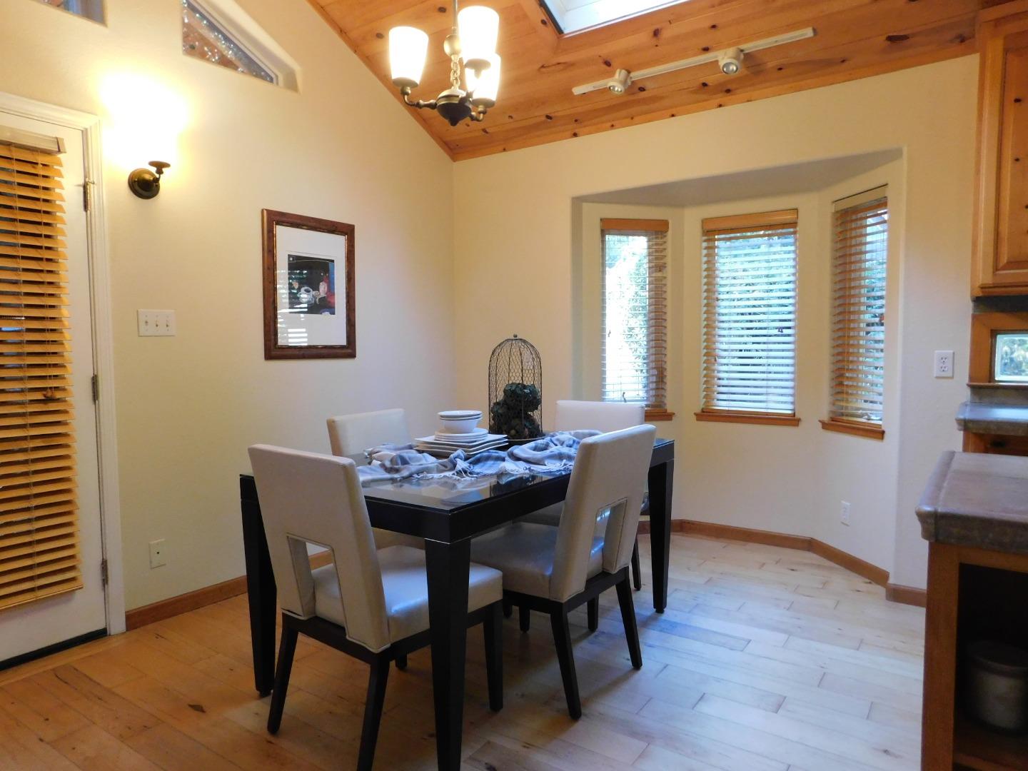 286 Glengarry Road Felton, CA 95018 - Photo 9 of 17 Gallery Image 9