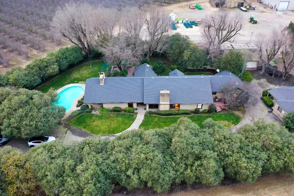 $898,500 | 419 Burkhard Road, Vernalis, CA 95385