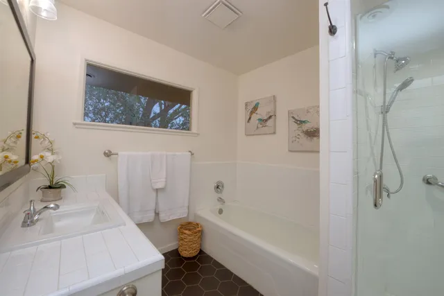 $898,500 | 419 Burkhard Road, Vernalis, CA 95385