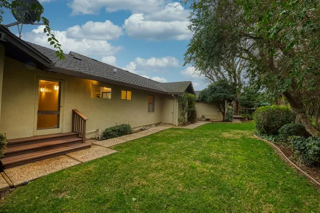 $898,500 | 419 Burkhard Road, Vernalis, CA 95385