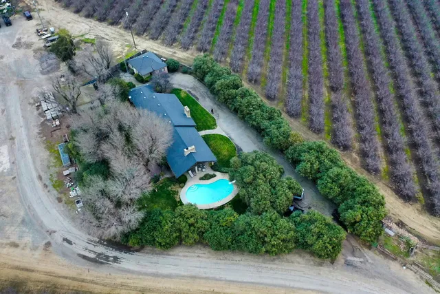 $898,500 | 419 Burkhard Road, Vernalis, CA 95385