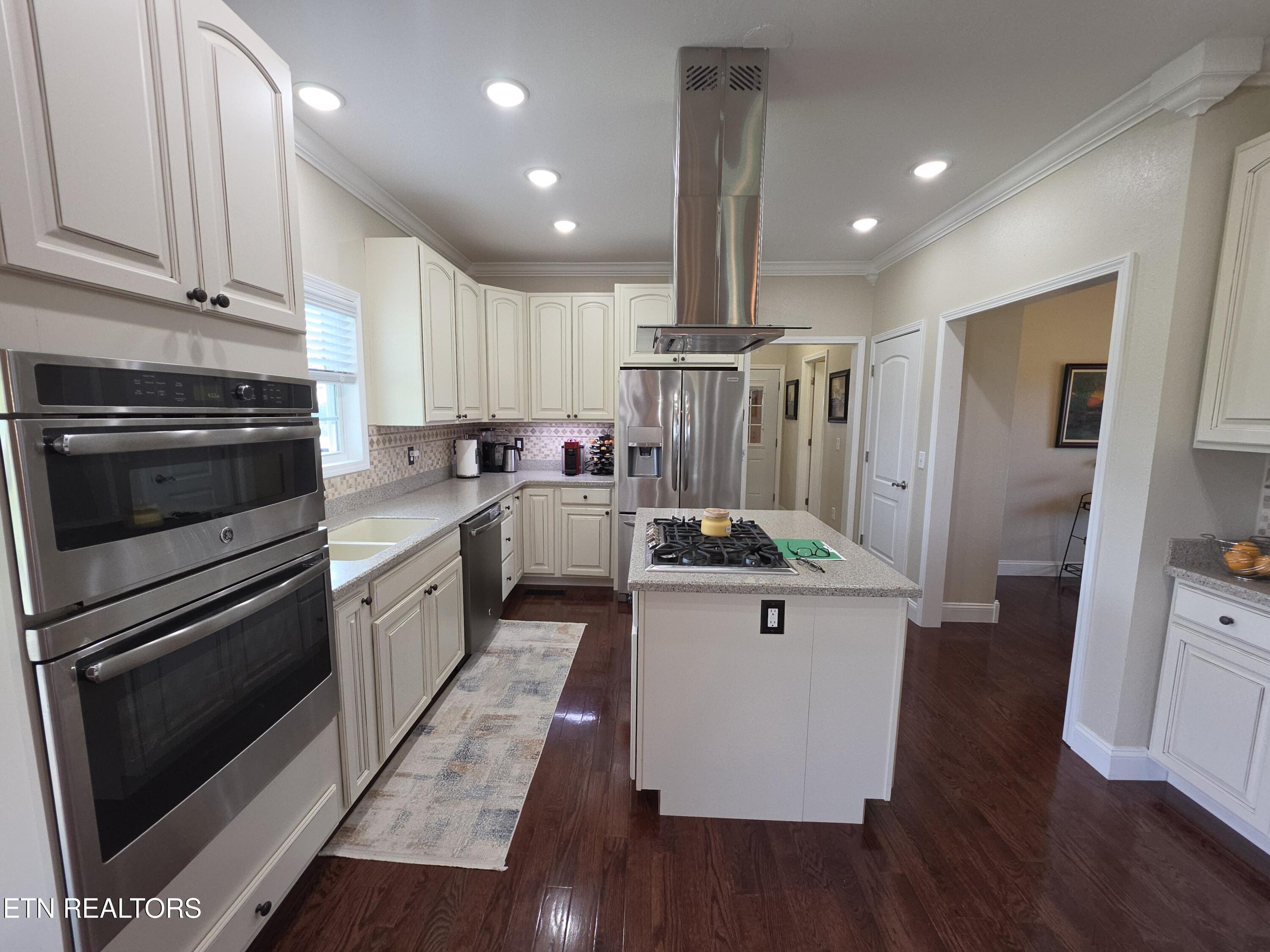 317 Oak Grove Road Harrogate, TN 37752 - Photo 9 of 51 20260810_161114