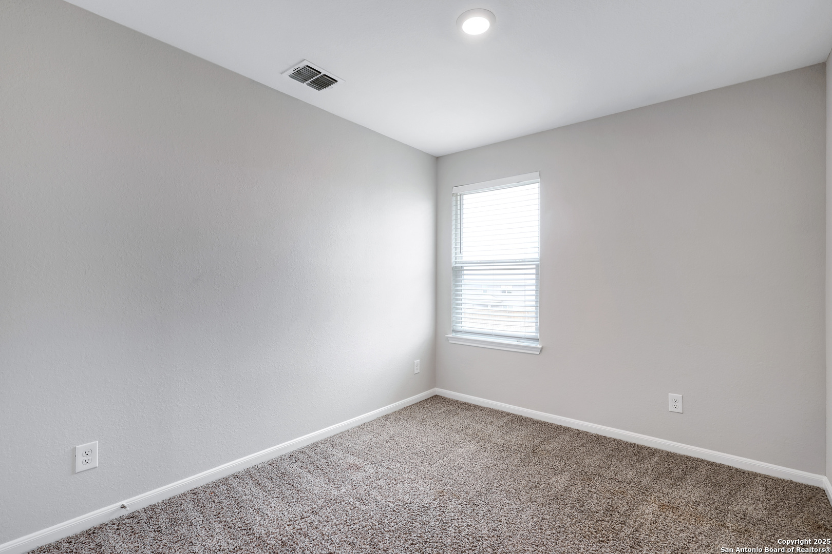 9226 Bennett Forest Converse, TX 78109 - Photo 18 of 27