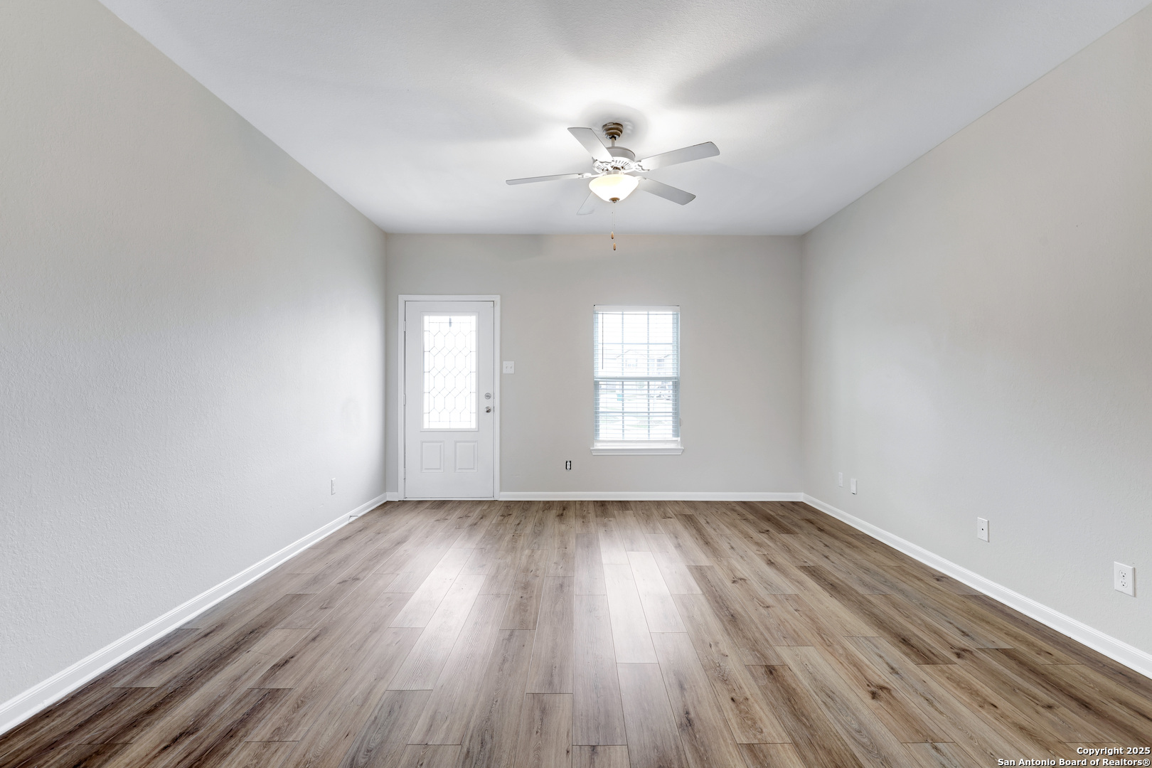 9226 Bennett Forest Converse, TX 78109 - Photo 2 of 27