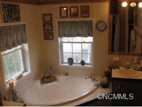 26 Kelly Lane Mill Spring, NC 28756 - Photo 6 of 8 Gallery Image 6
