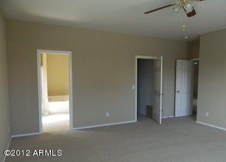 8073 West Hatcher Road Peoria, AZ 85345 - Photo 12 of 15 master